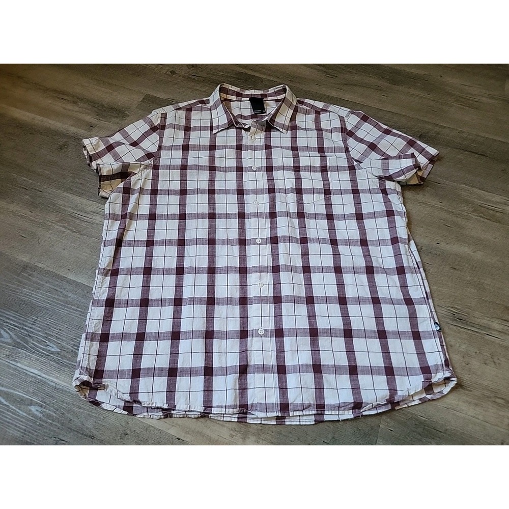 The North Face Mens XXL Short Sleeve Plaid Button Down Shirt Maroon White Cotton